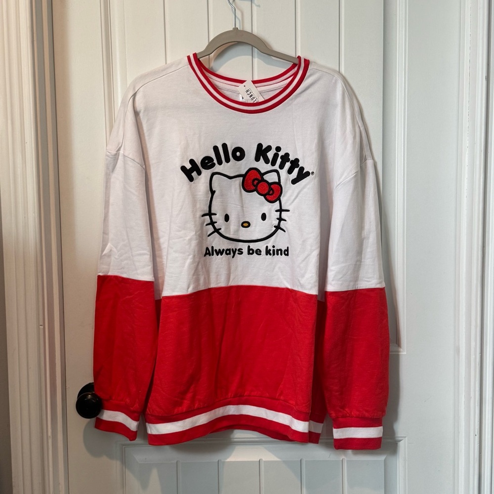 Box lunch Hello Kitty Red and White Size L